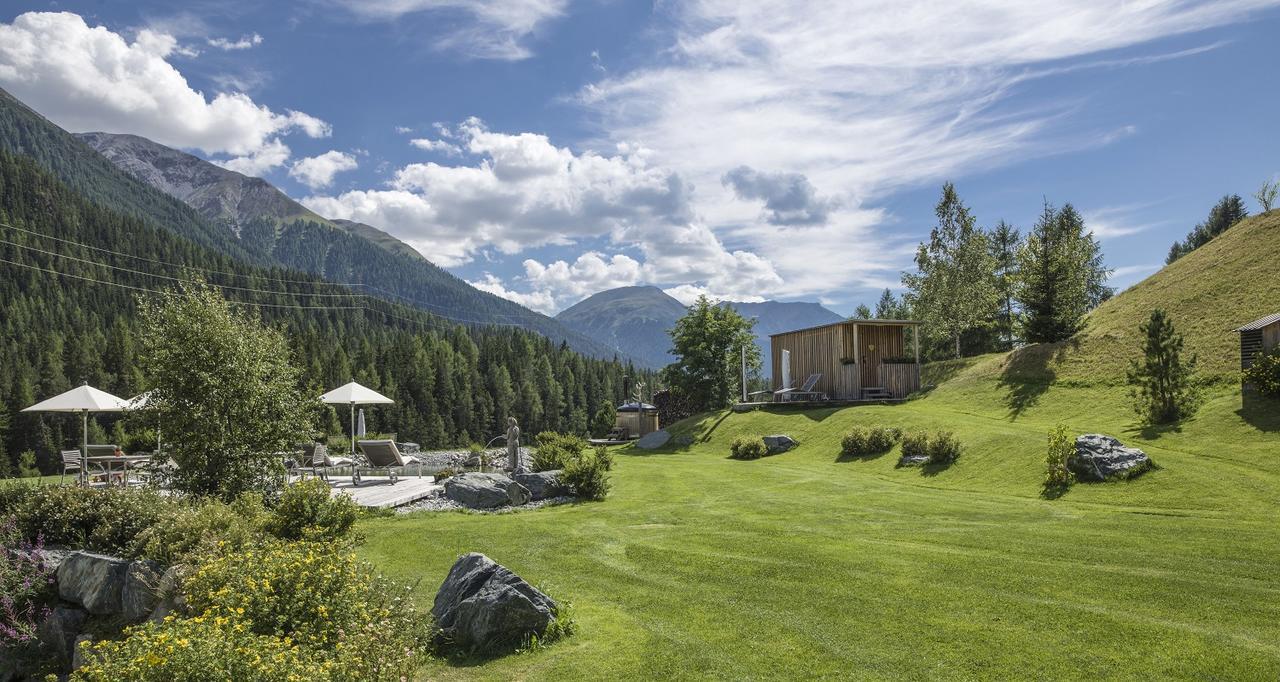 Relais & Chateaux In Lain Hotel Cadonau Brail Exterior photo