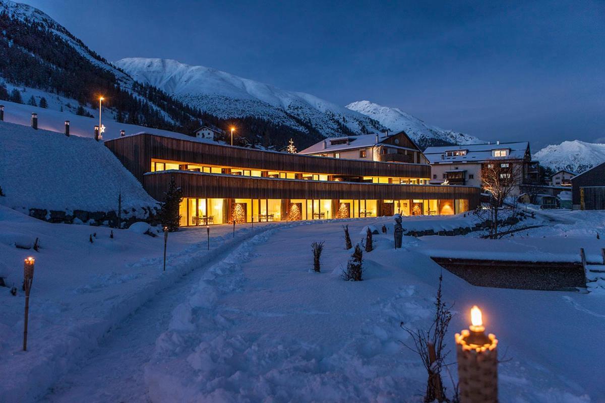 Relais & Chateaux In Lain Hotel Cadonau Brail Exterior photo